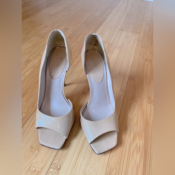 Aldo Cream Open Toe Patent Heel - Picture 3 of 7